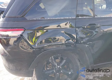 2024 Jeep Grand Cherokee Limited 4X4 z USA, uszkodzony, nr VIN 1C4RJHBG4RC103253